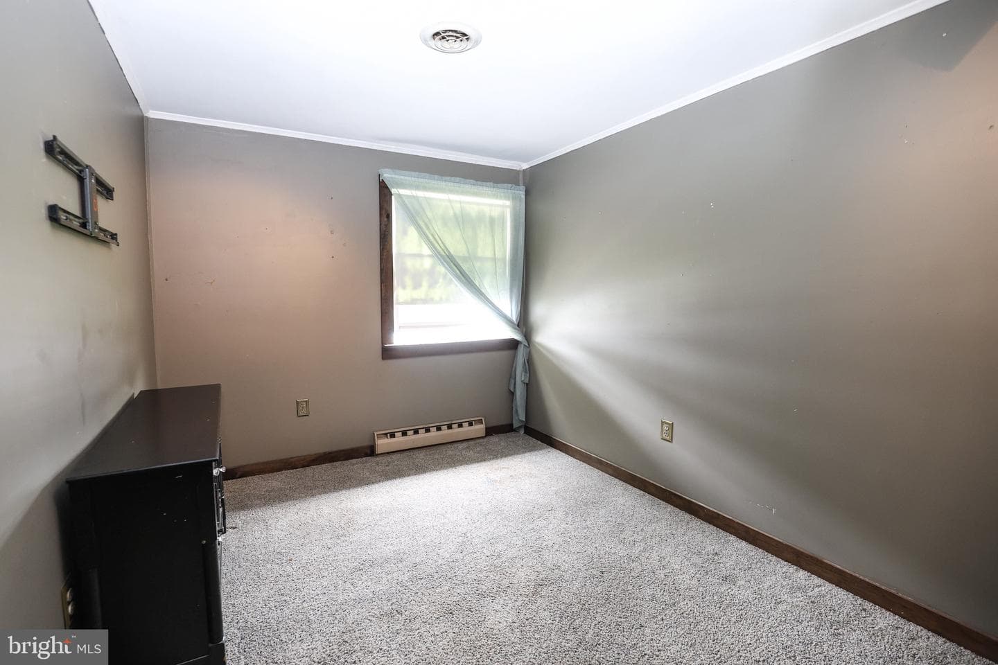 223 E Bacon Street photo 11