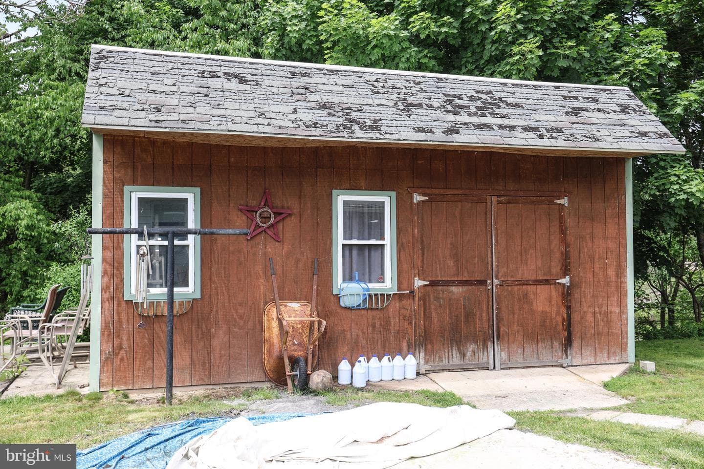 223 E Bacon Street photo 31