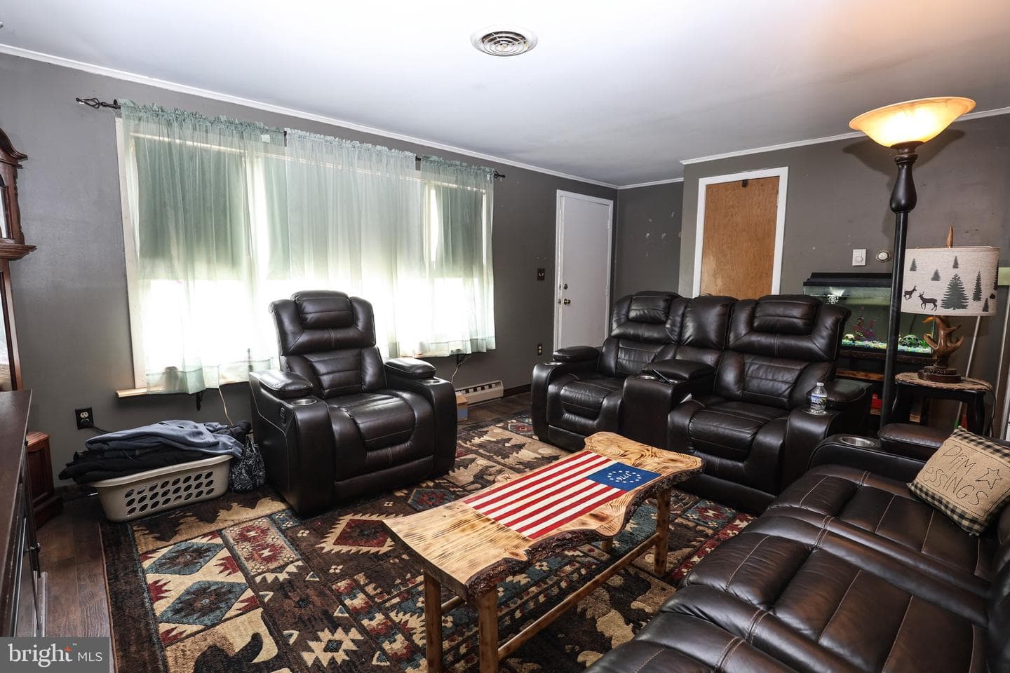 223 E Bacon Street photo 8