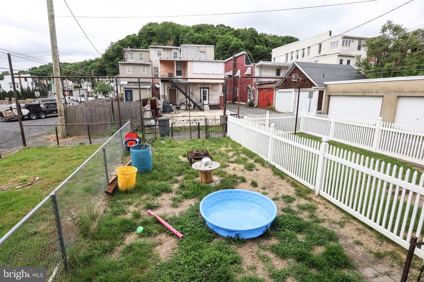 13 Lewis Street photo 17