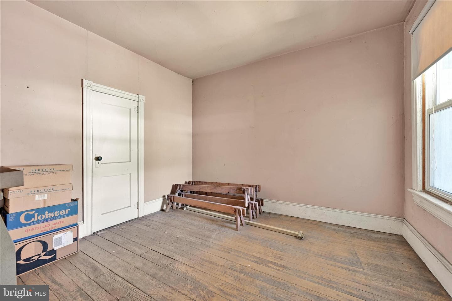 527 W Mahanoy Street photo 10