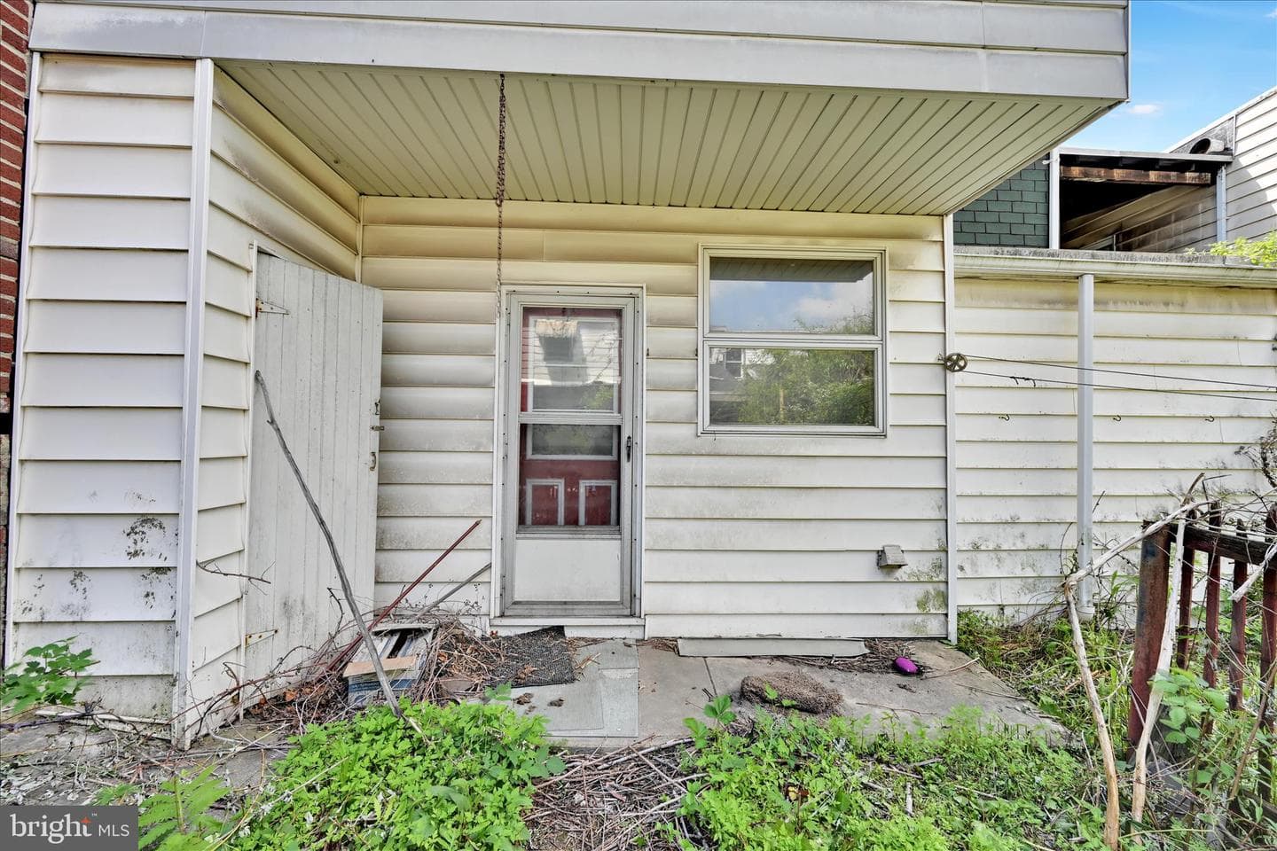 525 W Mahanoy Street photo 18