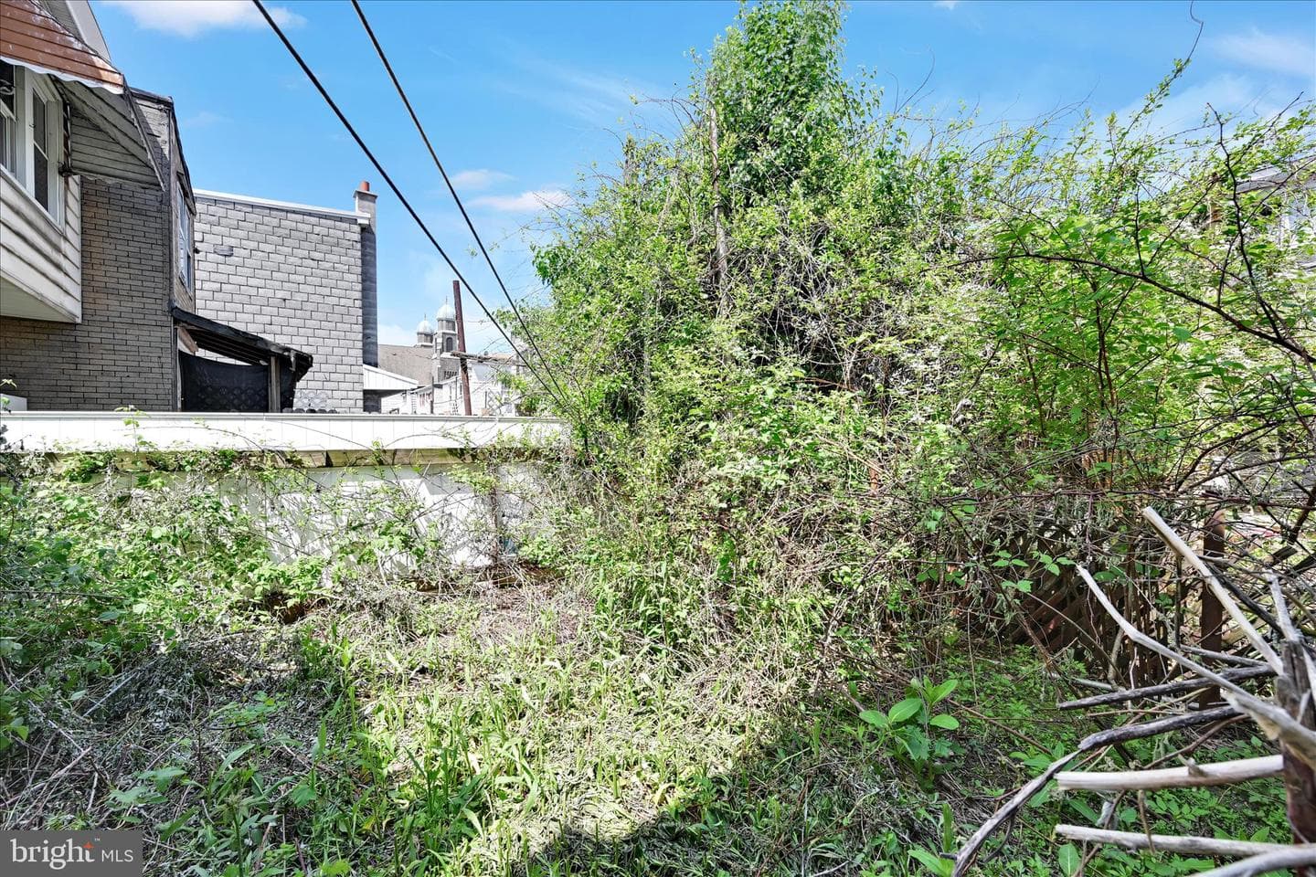 525 W Mahanoy Street photo 19