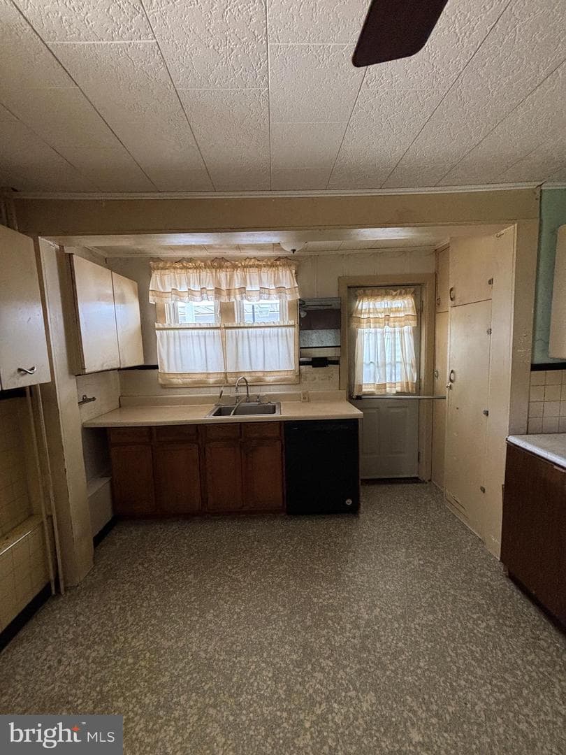 604 3rd Street photo 3