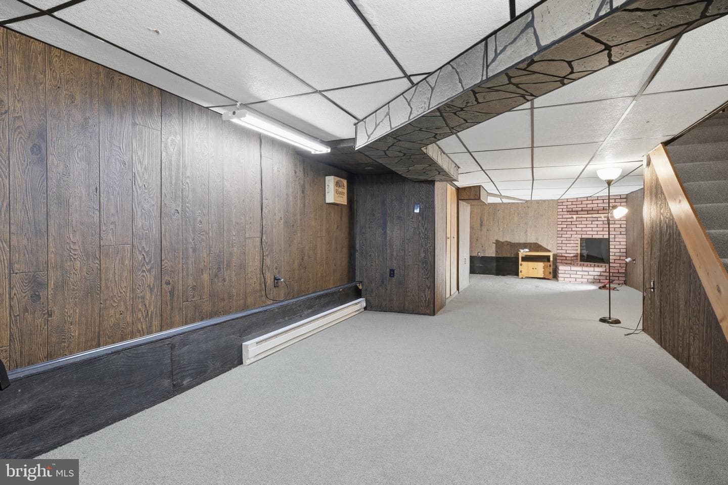 33 Avenue A photo 22