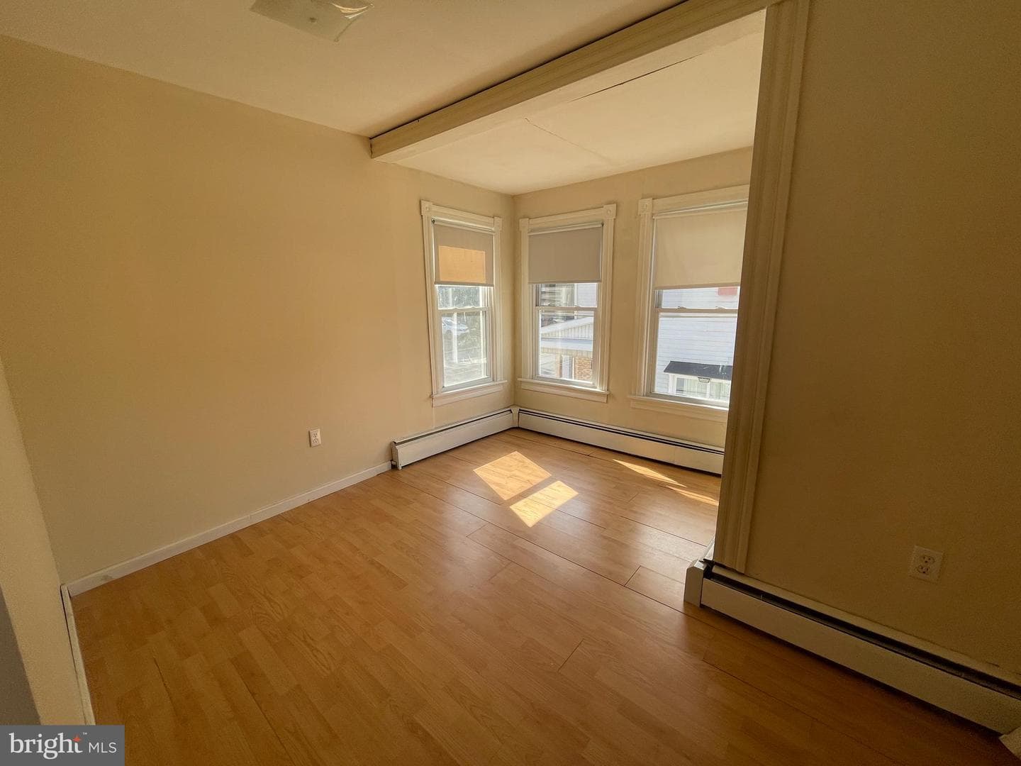 230 N Berne Street photo 15