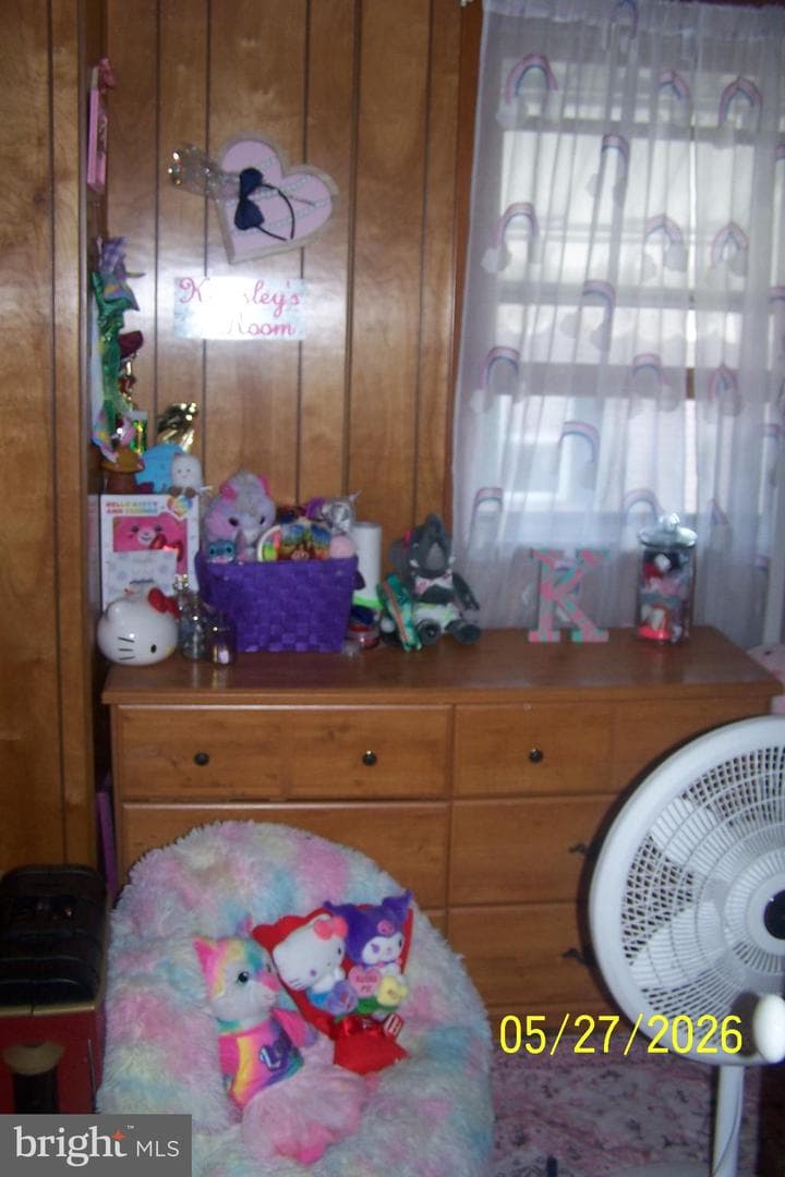 340 Clark Street photo 12