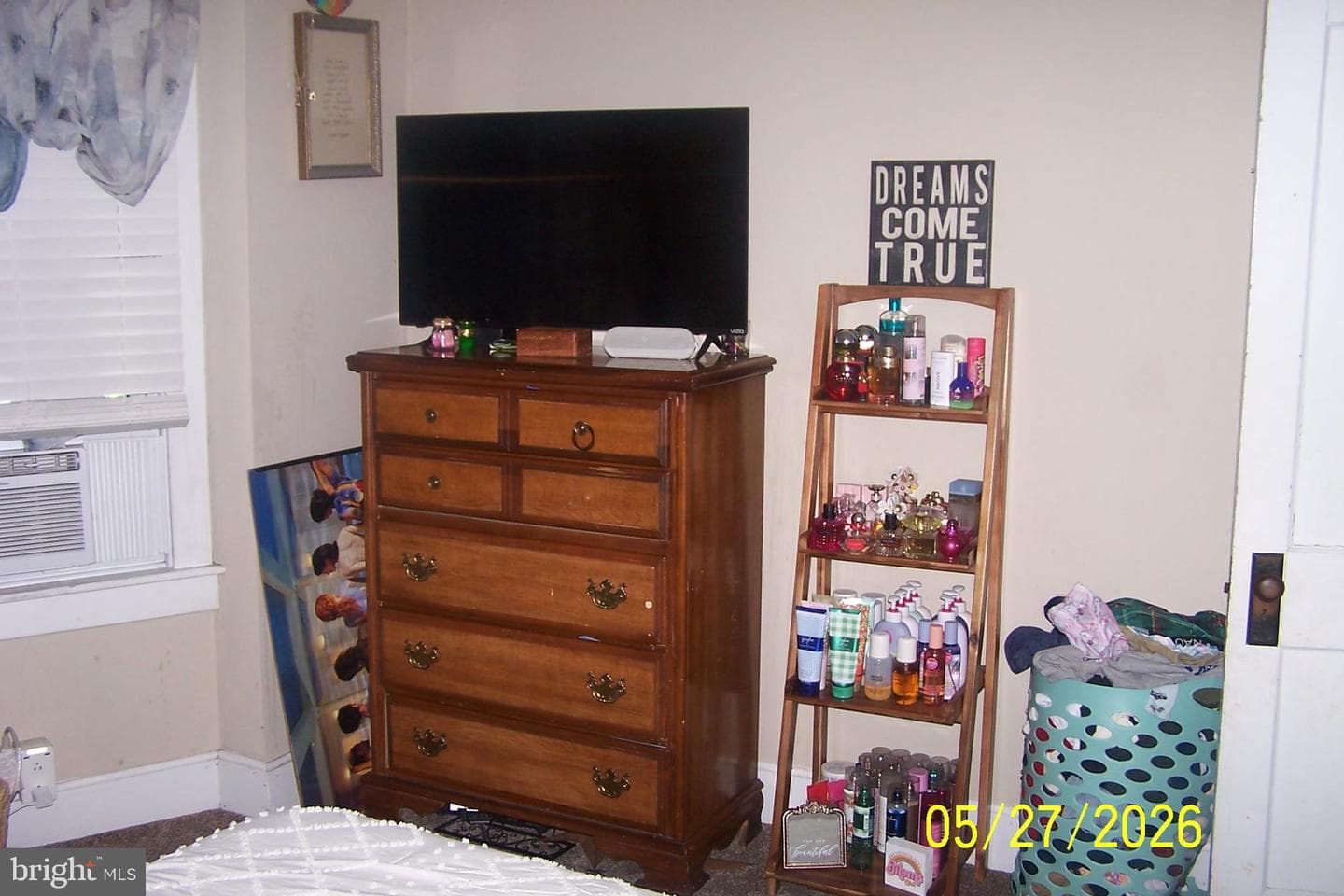 340 Clark Street photo 9
