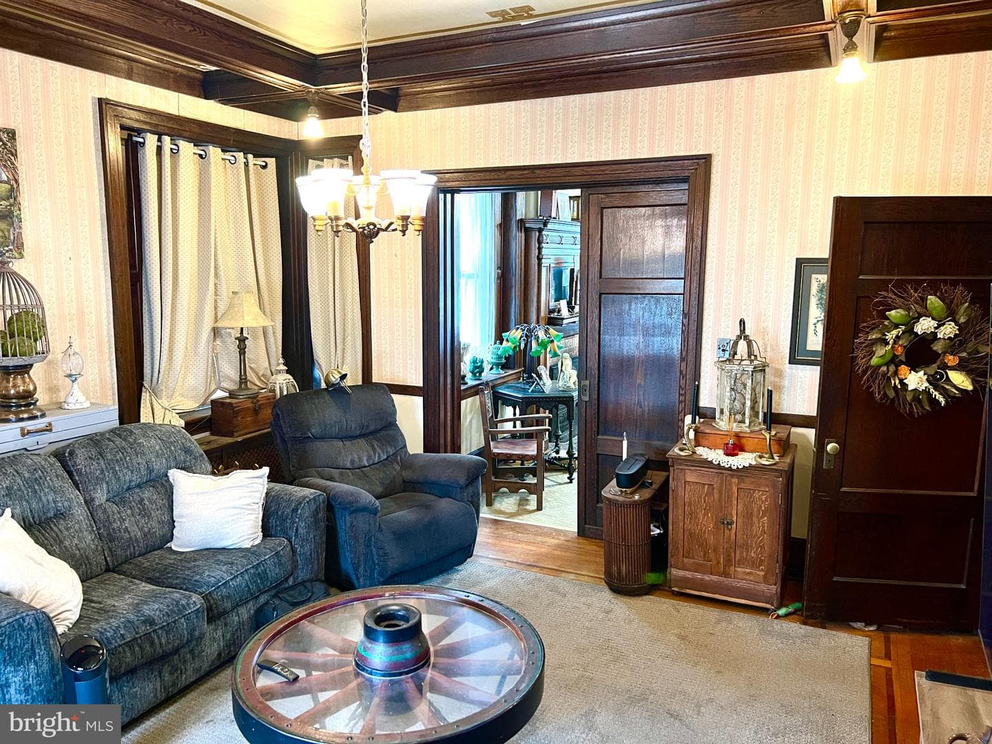 243 W Broad Street photo 11