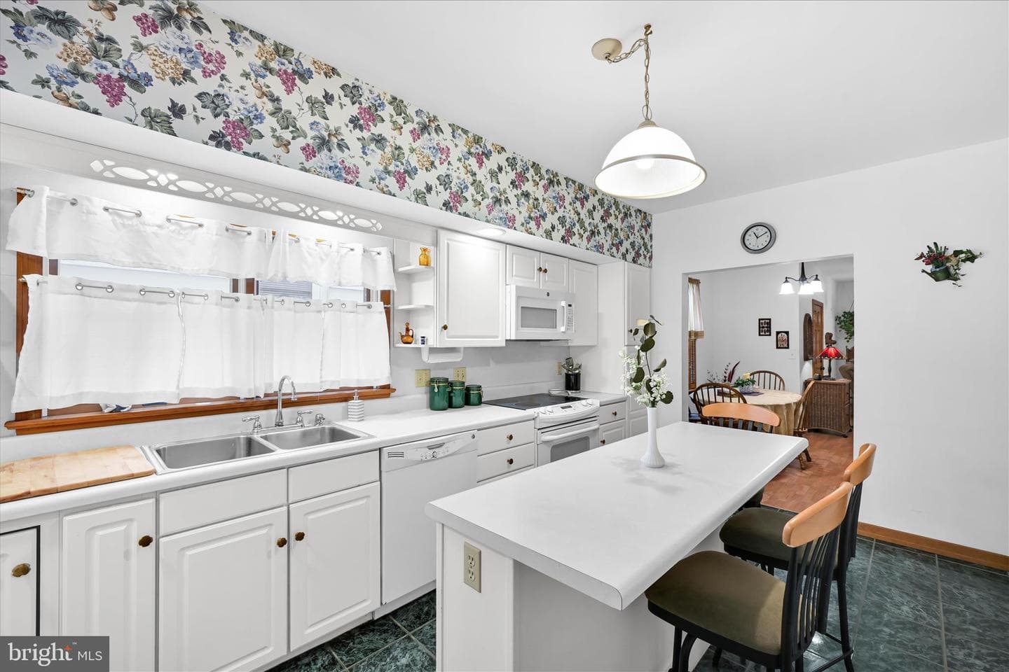 117 S Morris Street photo 11