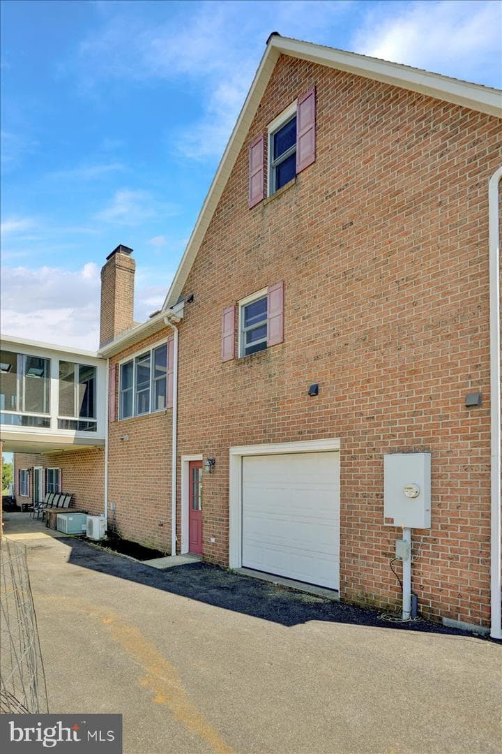 511 Summer Hill Road photo 10