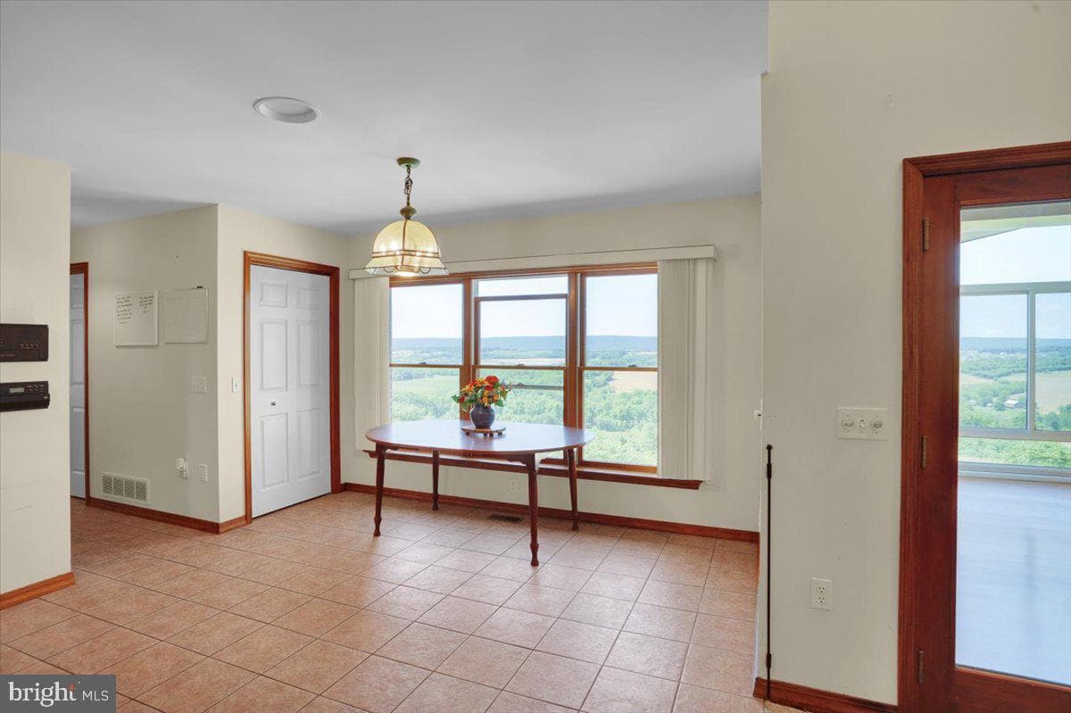 511 Summer Hill Road photo 23
