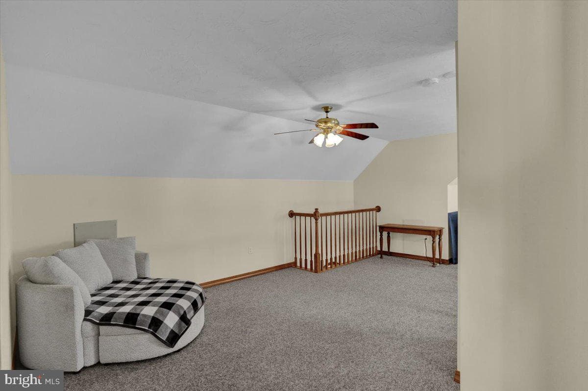 511 Summer Hill Road photo 43