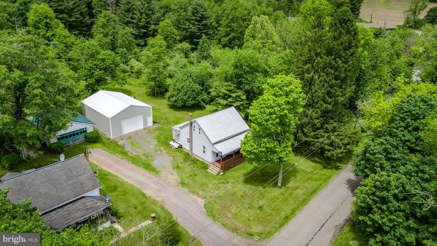 18 Ferndale Hill Drive photo 44