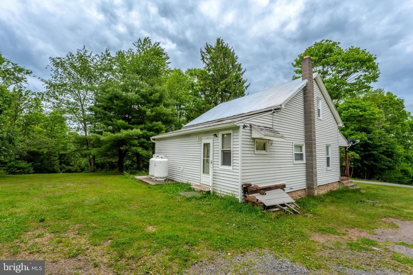 18 Ferndale Hill Drive photo 5
