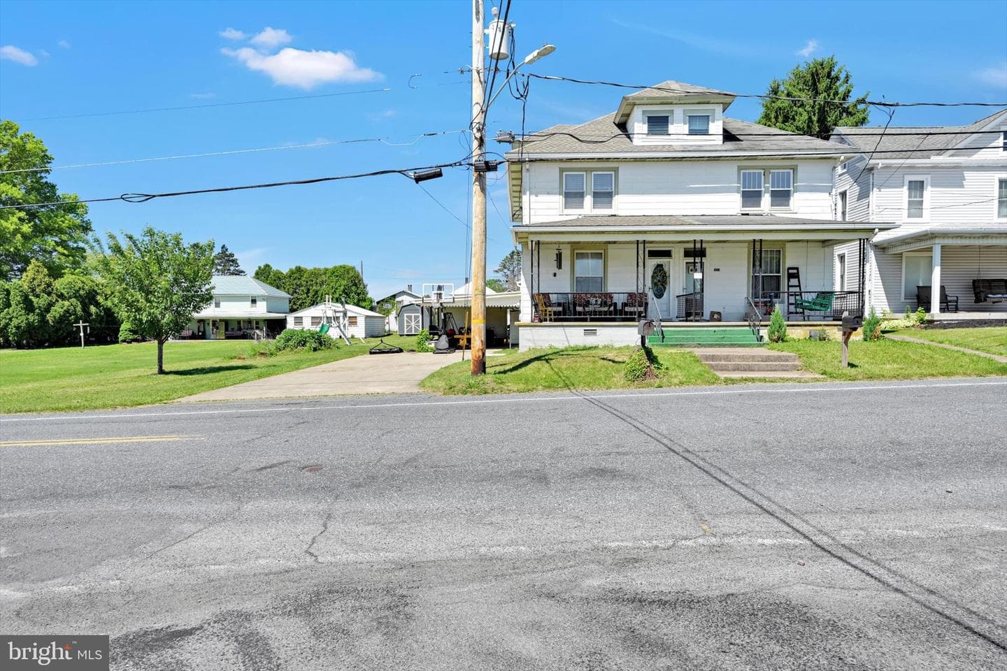 305 Gap Street photo 2