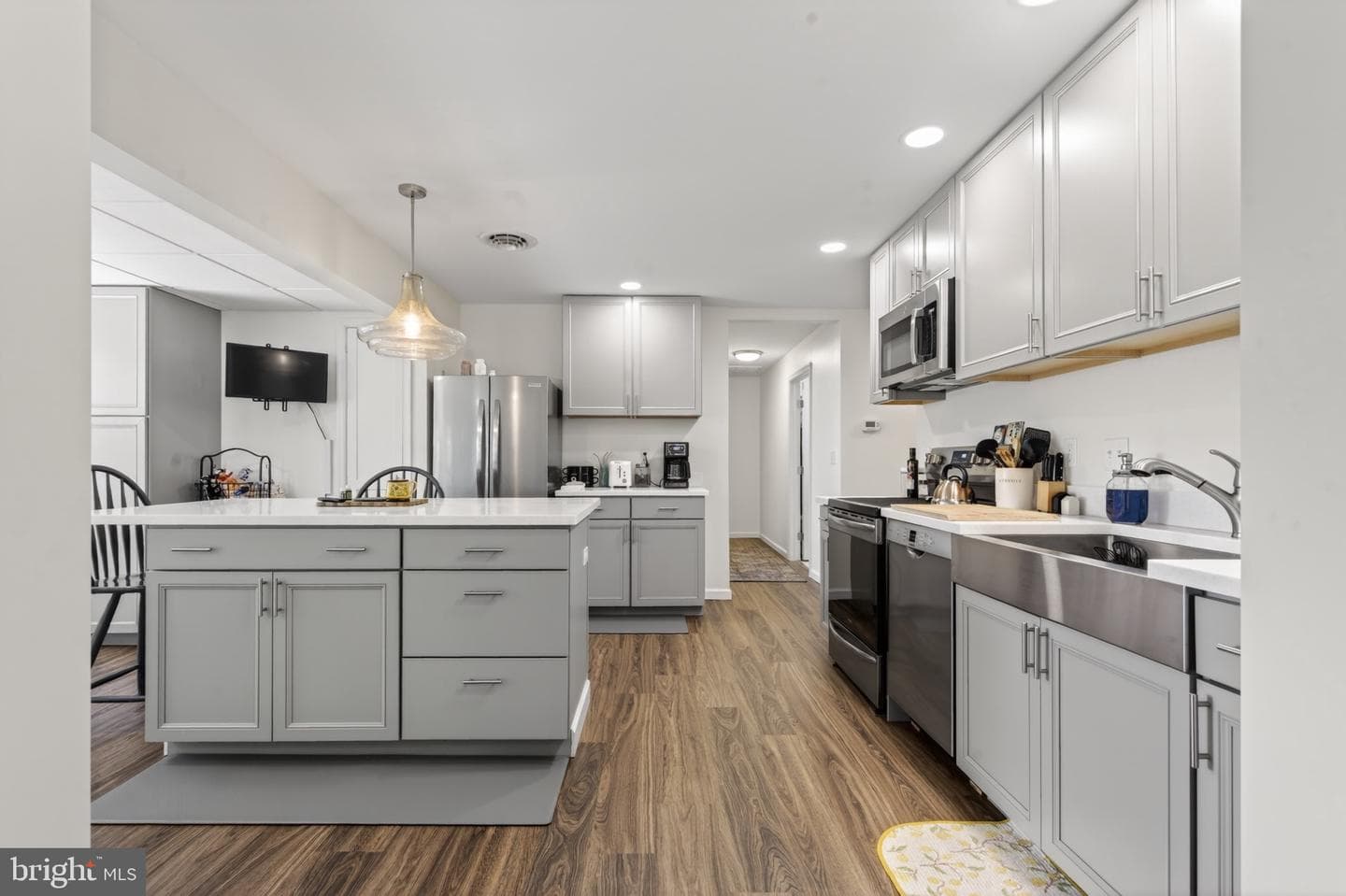161 Avenue C photo 14