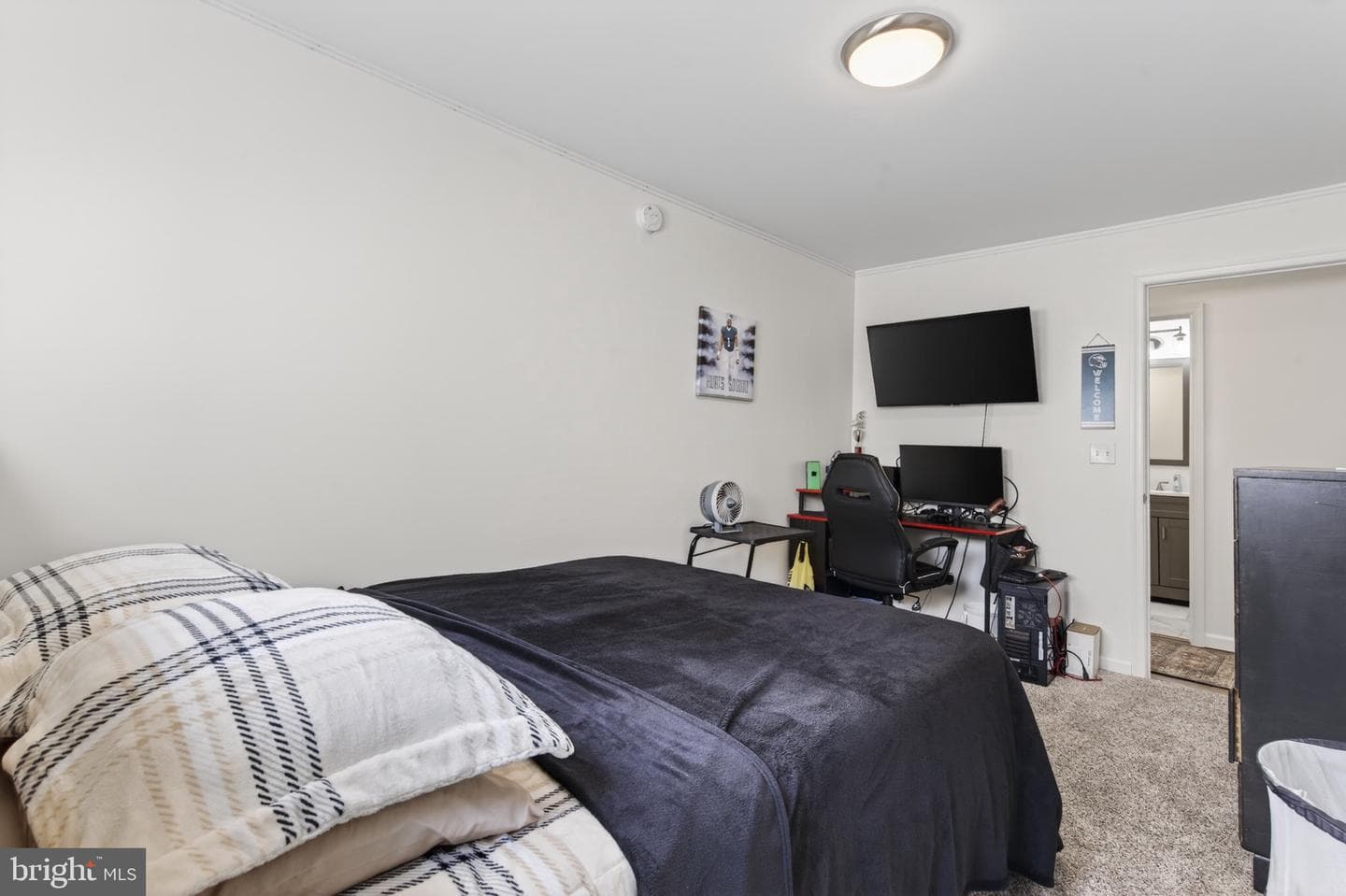 161 Avenue C photo 31