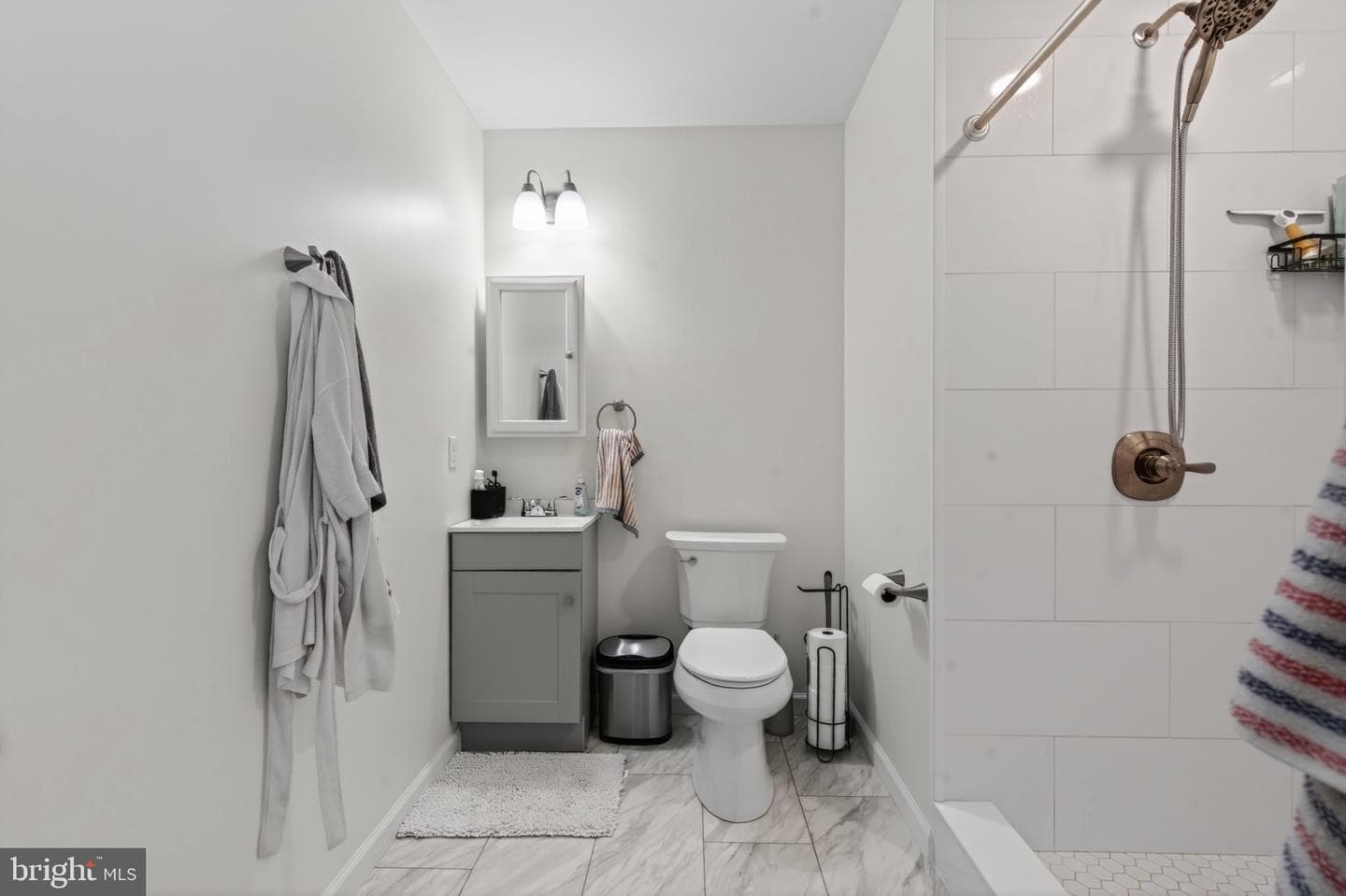 161 Avenue C photo 42