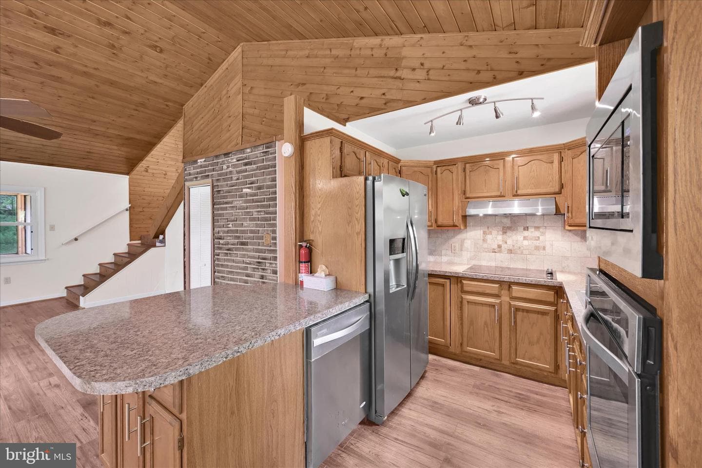 2310 Eagle Cove photo 8