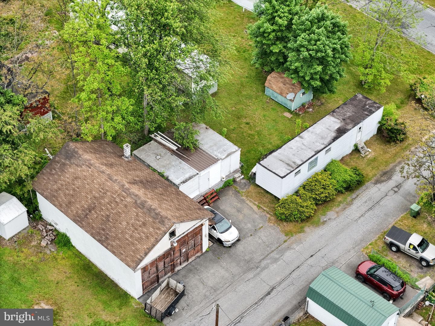 626 E Colliery Avenue photo 28