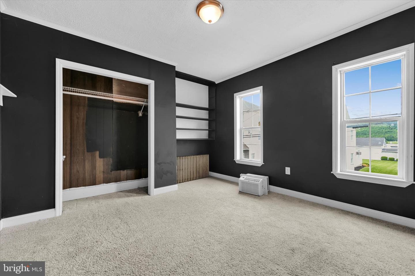 1019 W Main Street photo 27