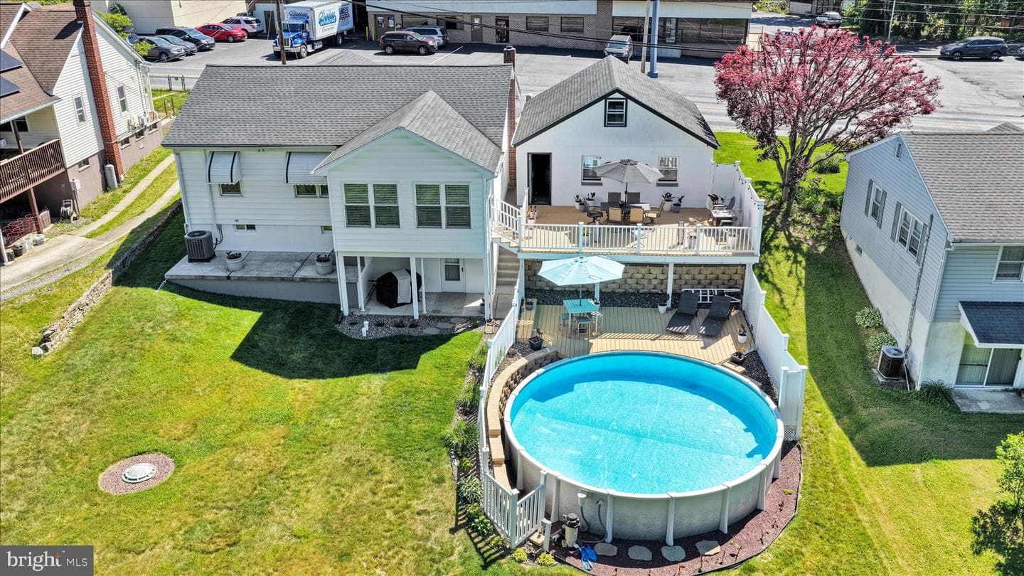 640 Minersville Llewellyn Highway photo 2
