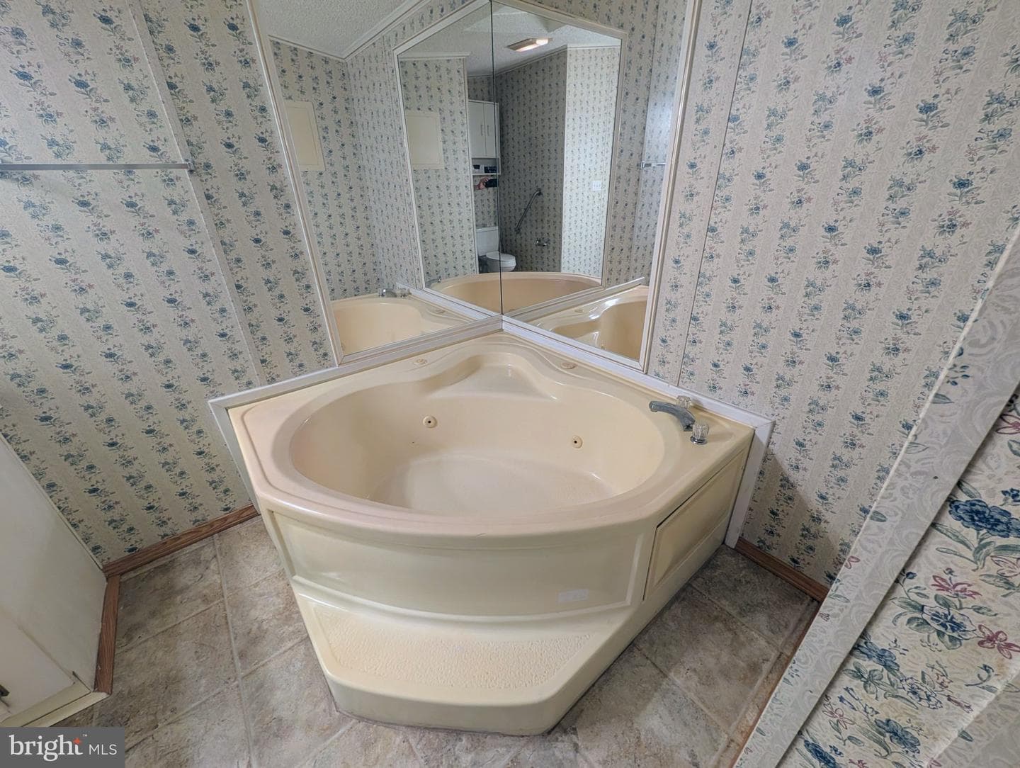 180 St Clair Avenue photo 42