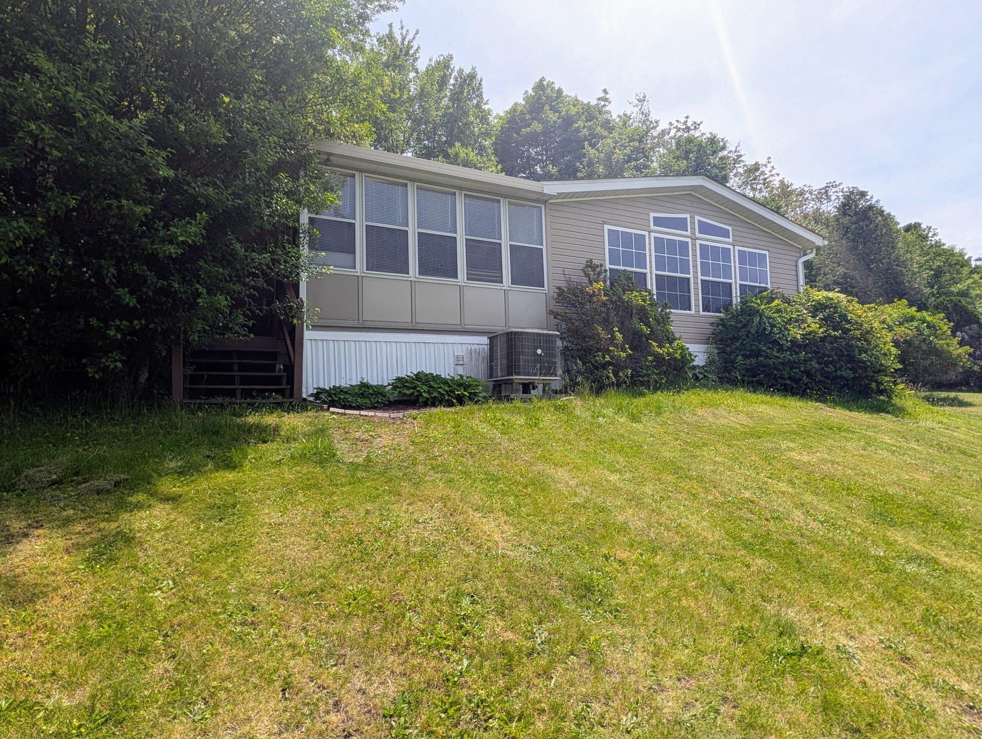 180 St Clair Avenue photo 6