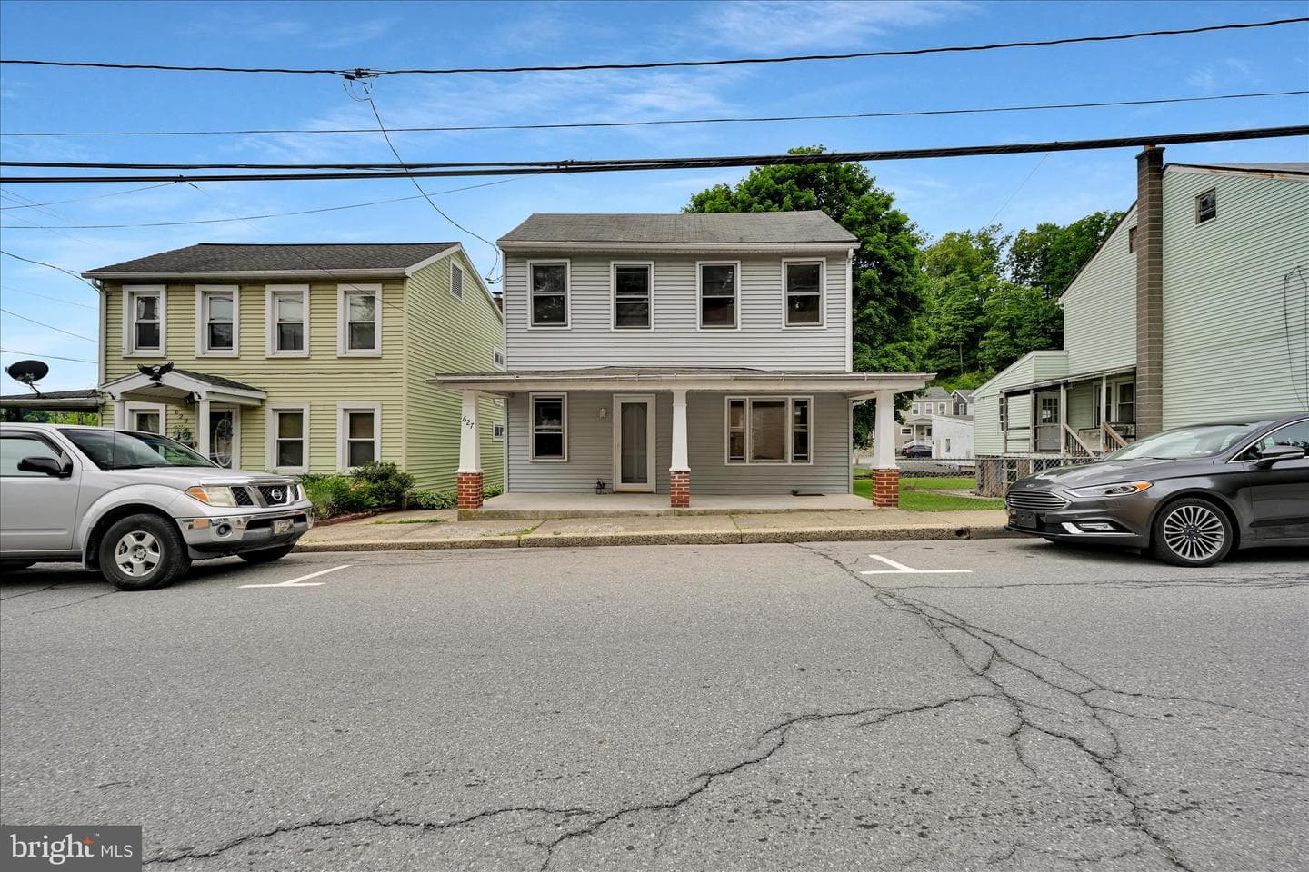 627 N Garfield Avenue photo 3