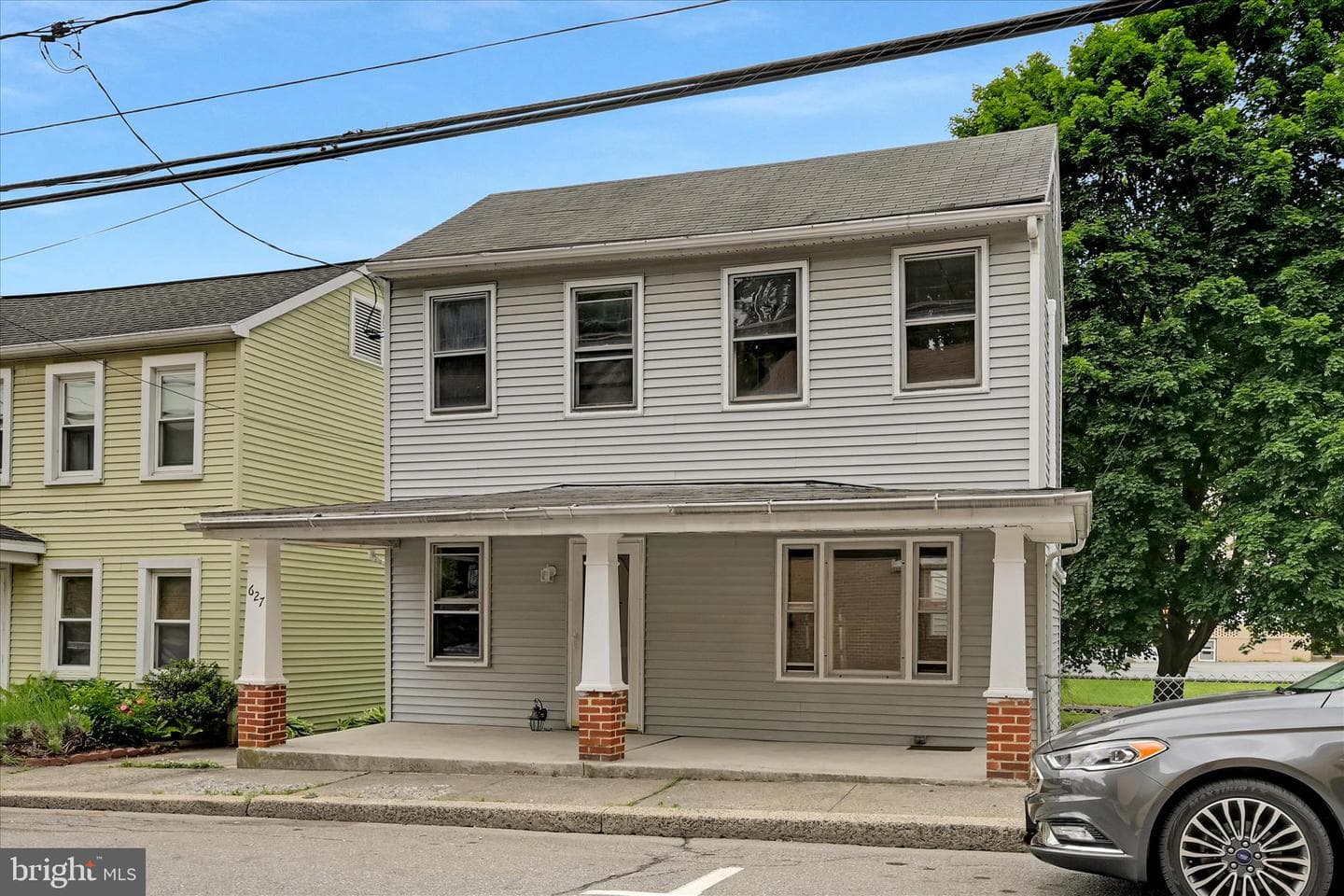 627 N Garfield Avenue photo 5