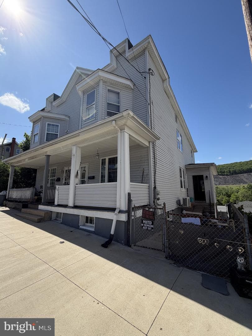 129 E Ridge Street, Coaldale