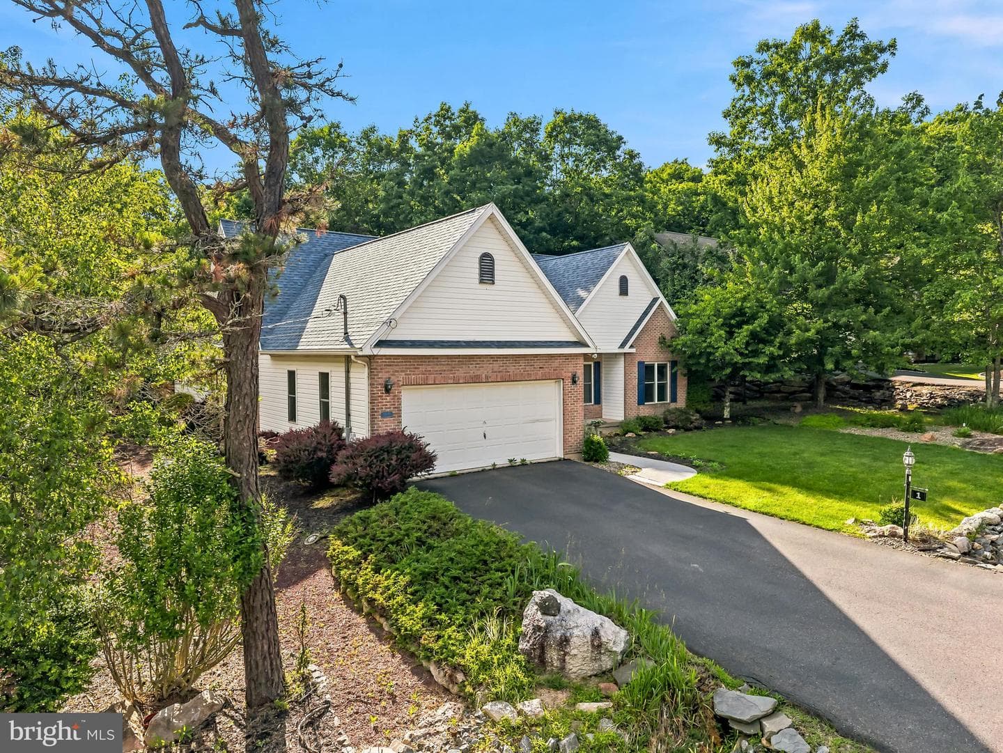 1 Pinewood Circle, Hazleton