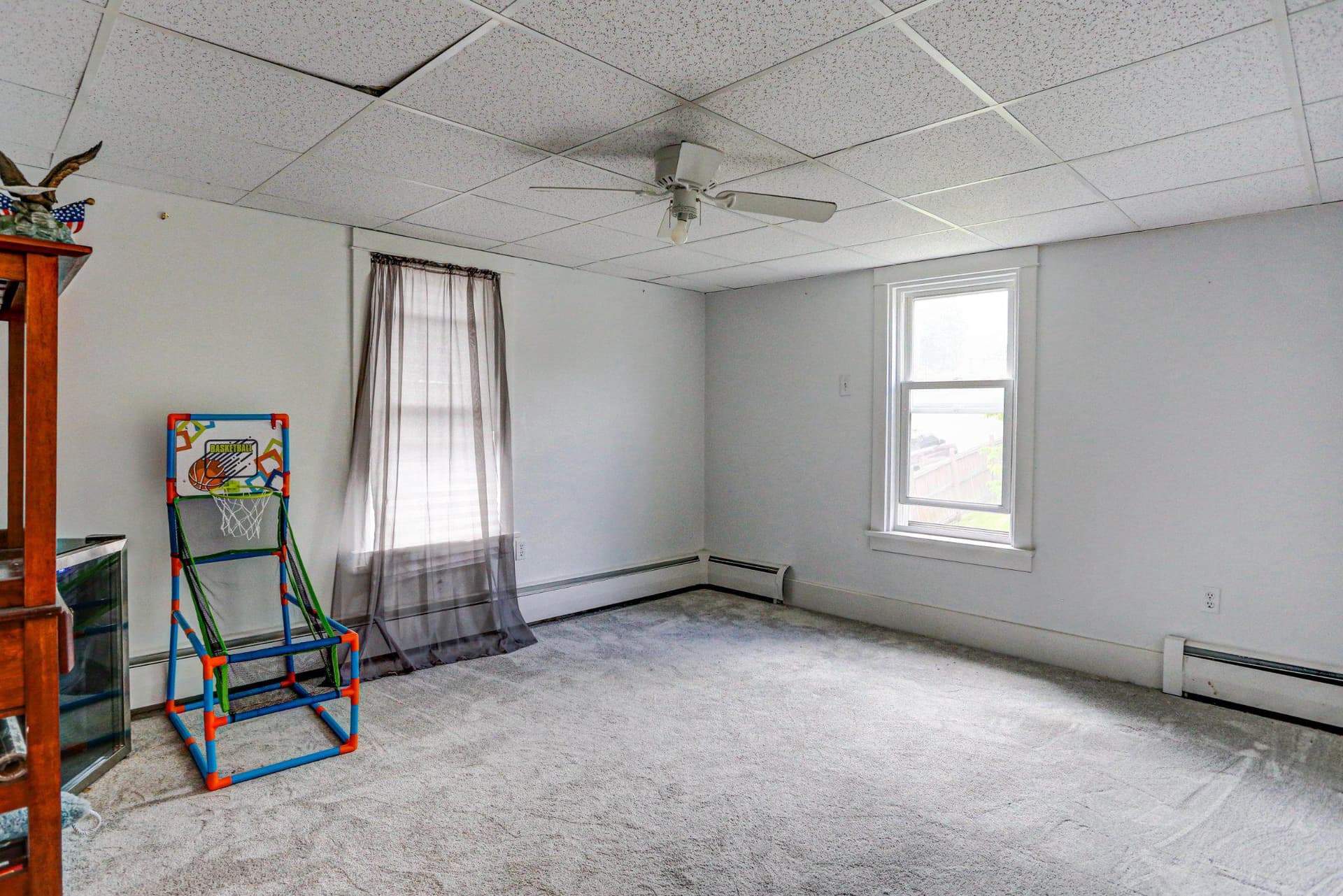23 S Center Avenue photo 16