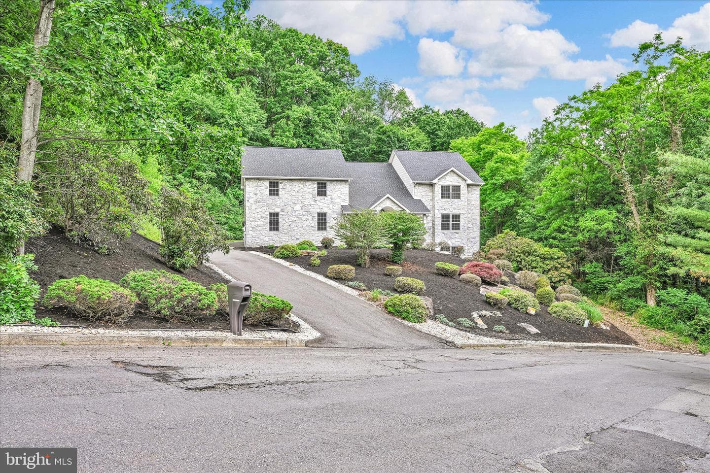 1289 Oak Terrace Lane photo 7