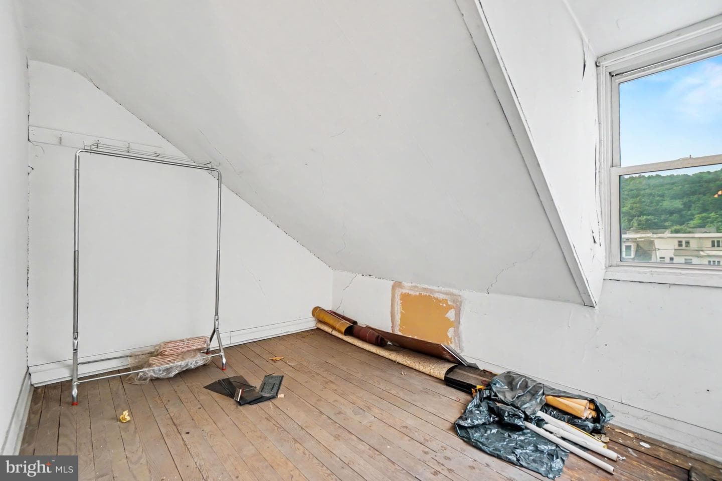 818 E Centre Street photo 23