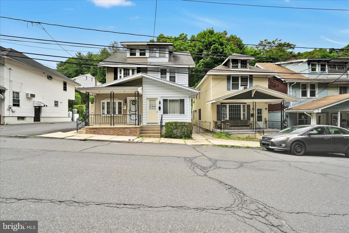 428 Laurel Street photo 4