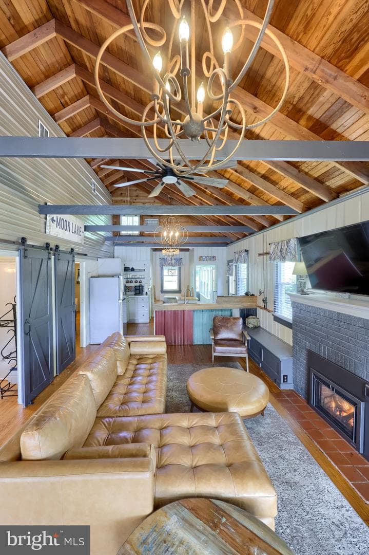 49 King Fisher Drive photo 37