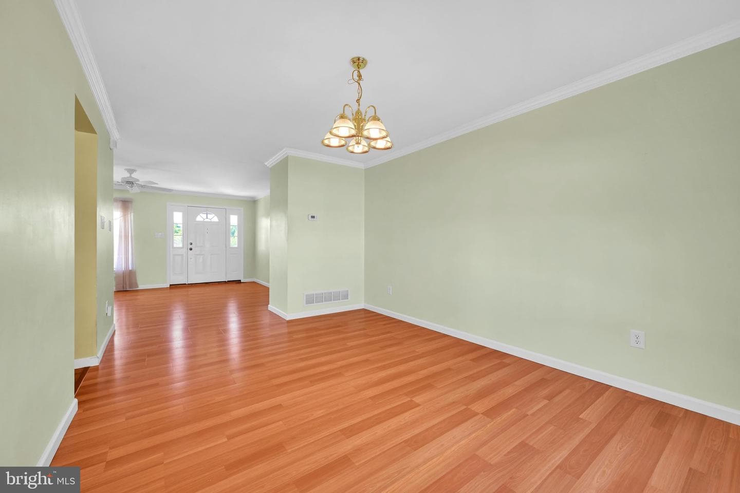 1 Midland Cove photo 11