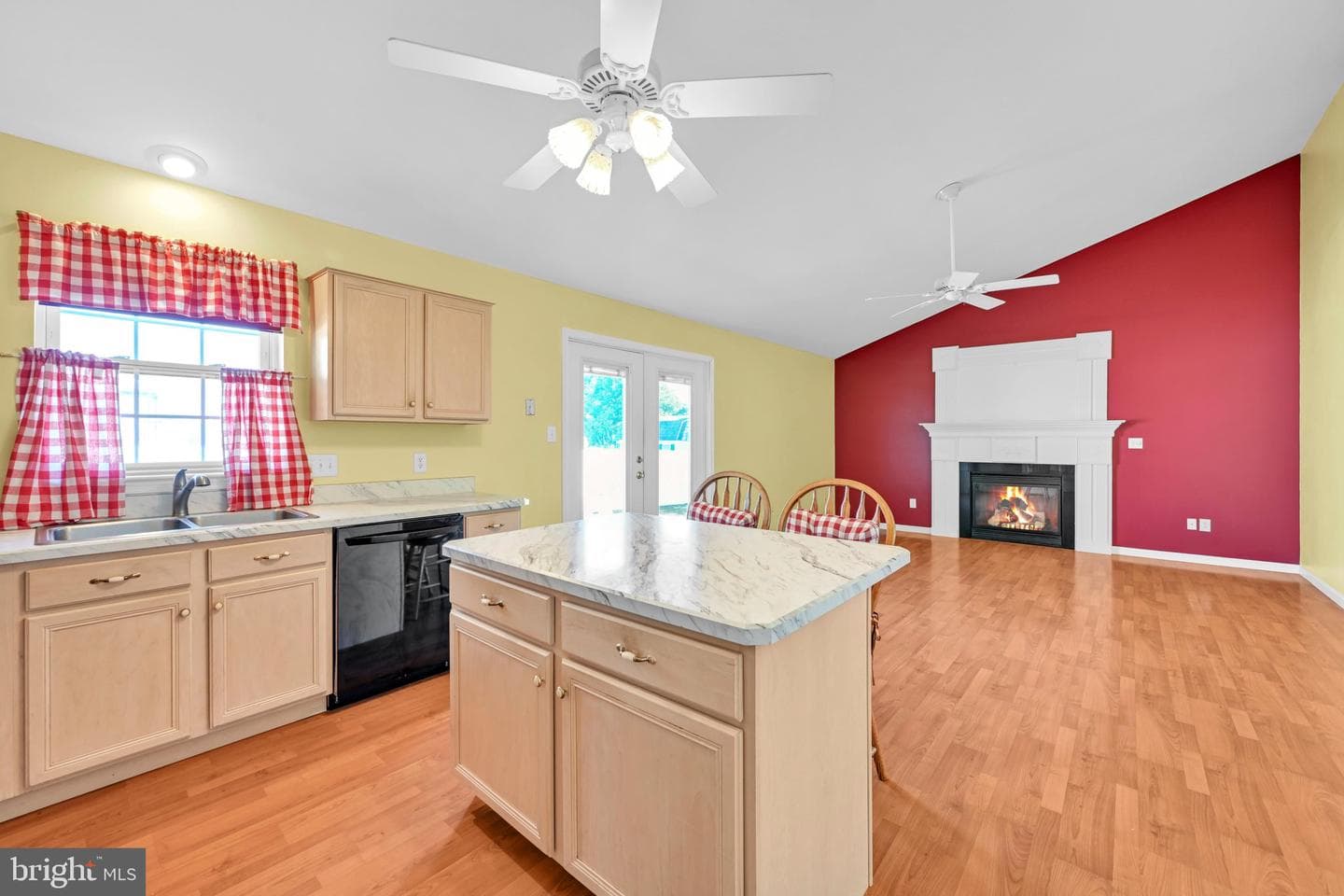 1 Midland Cove photo 13