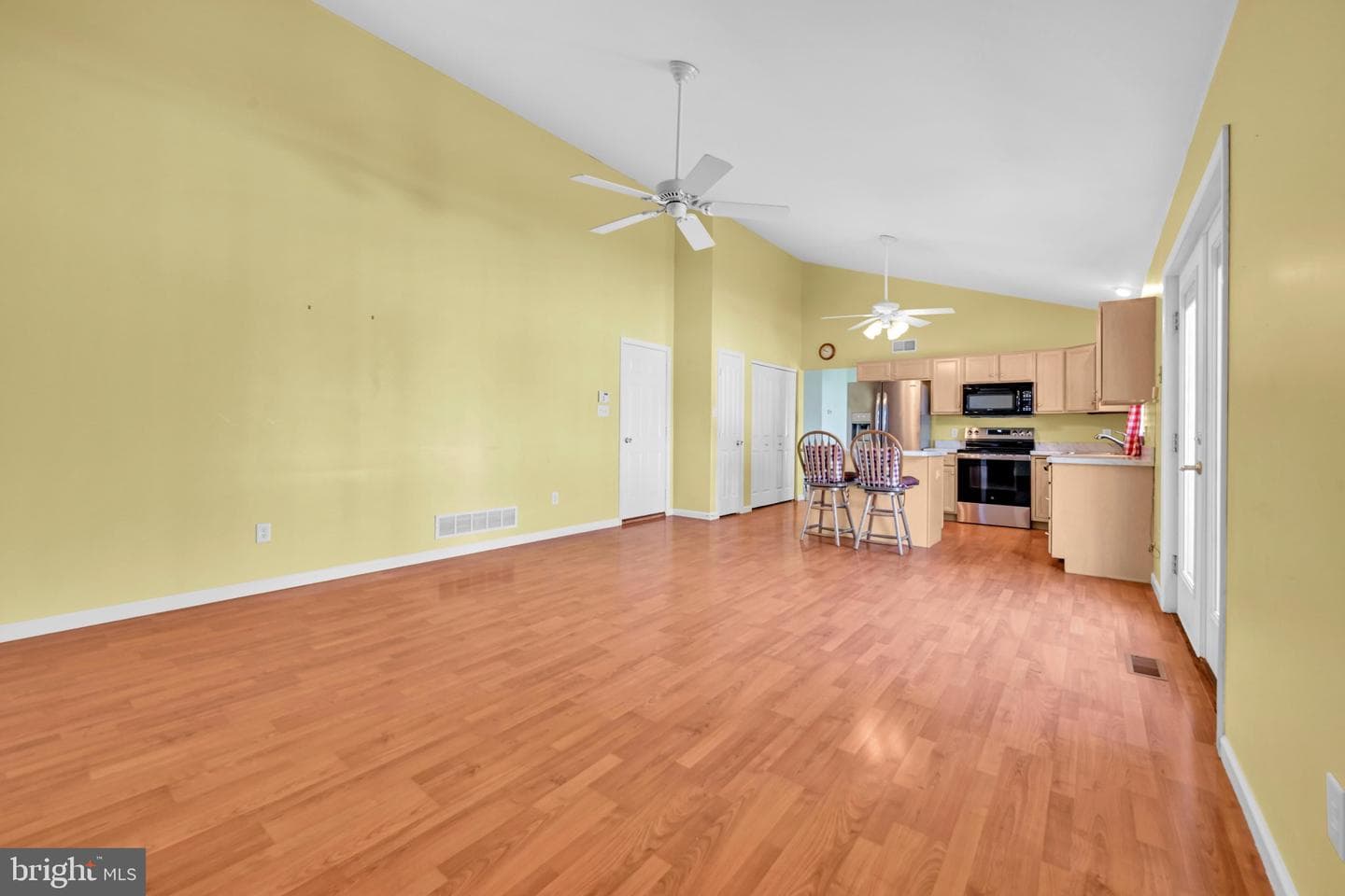 1 Midland Cove photo 15