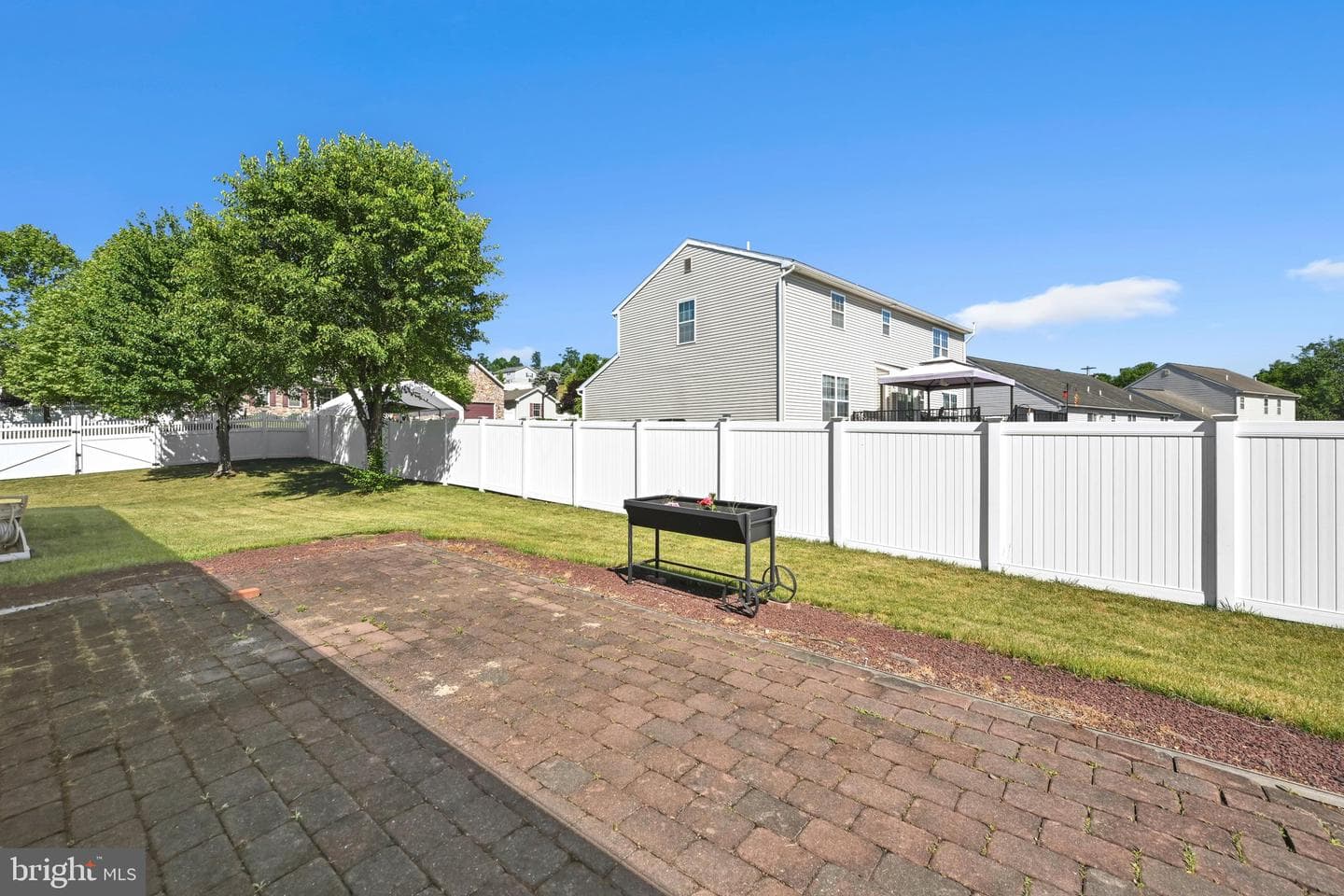1 Midland Cove photo 27