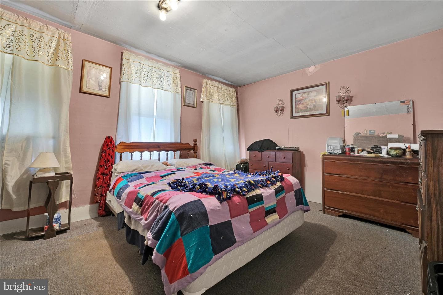 405 S Saint John Street photo 15