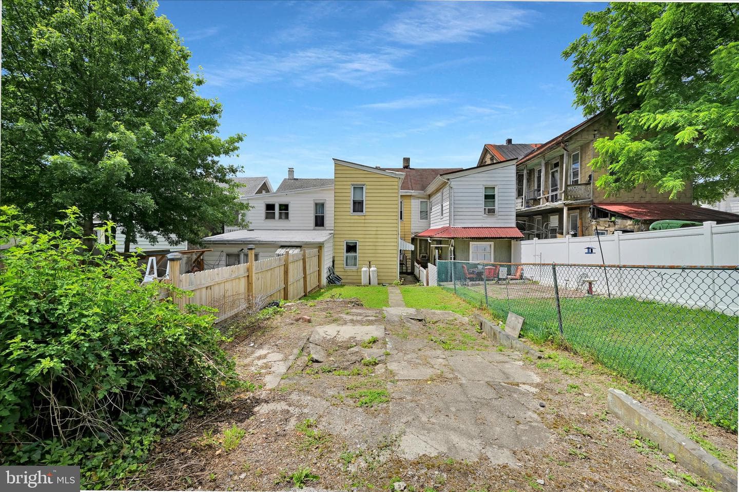 405 S Saint John Street photo 21