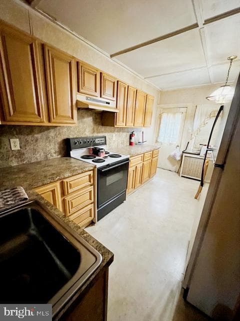 324 E Pine Street photo 15
