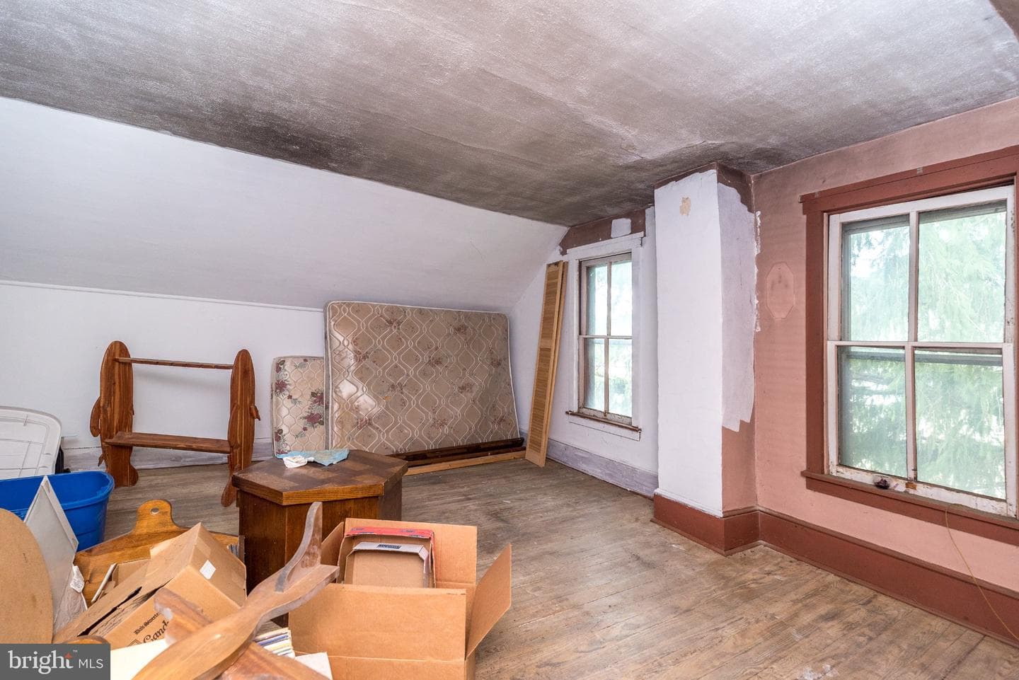 402 Hobart Street photo 27