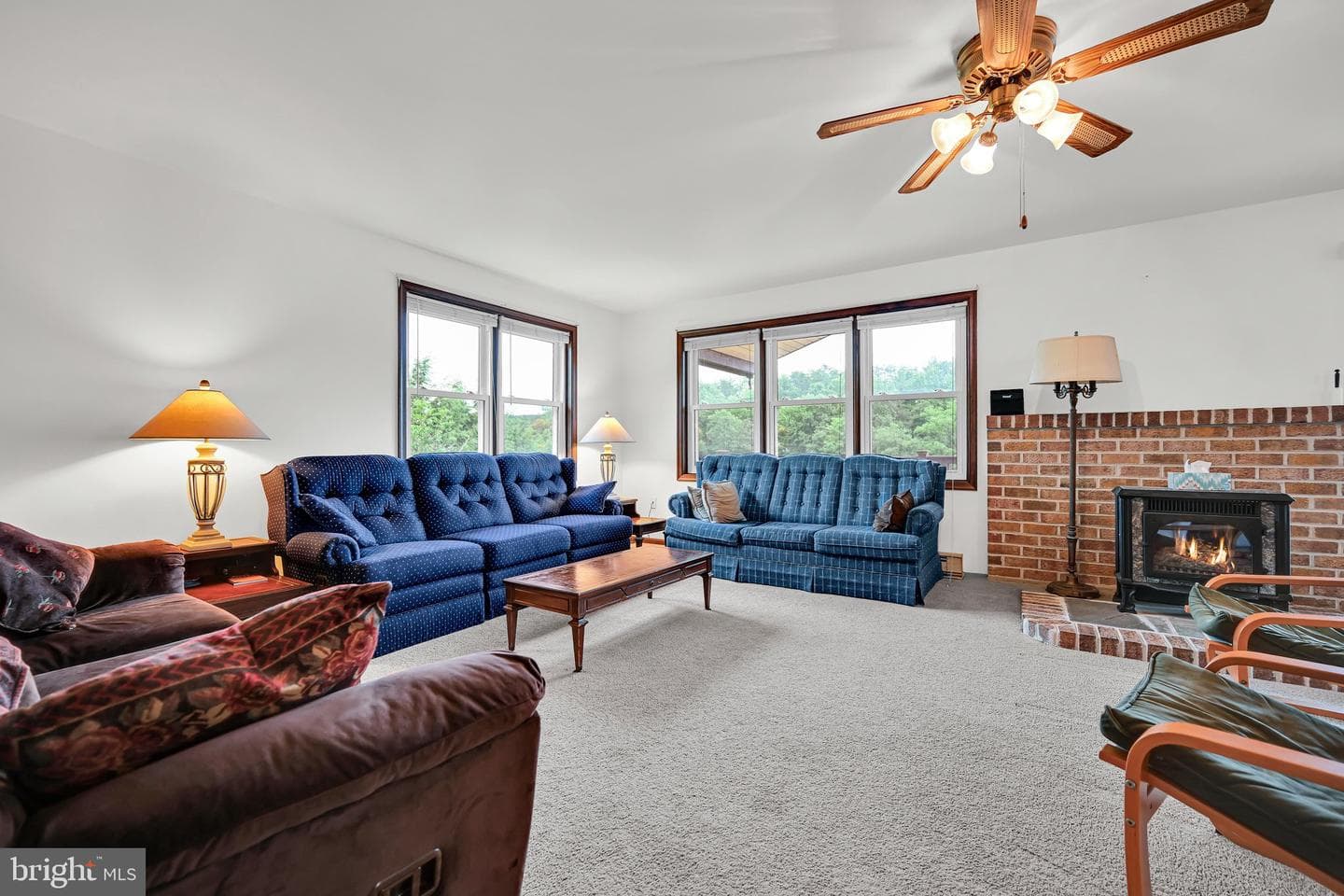 1933 Wynonah Drive photo 3