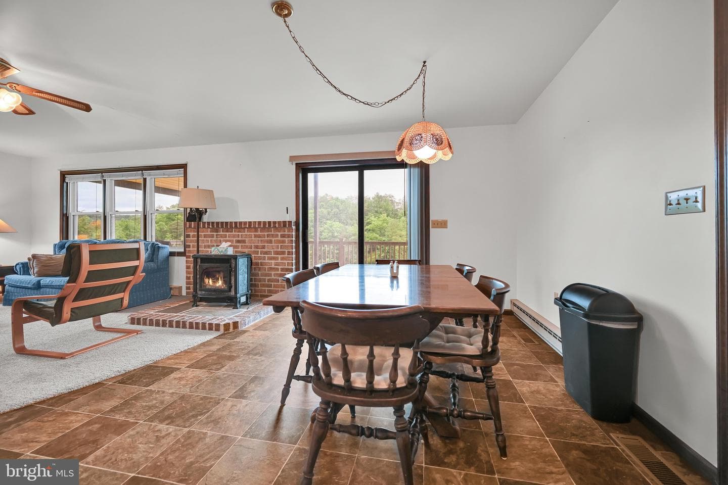 1933 Wynonah Drive photo 5