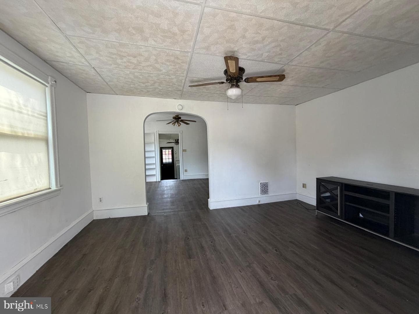 329 Cathrine Street photo 28