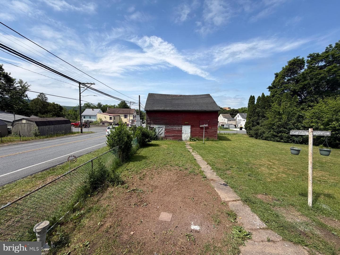 329 Cathrine Street photo 30